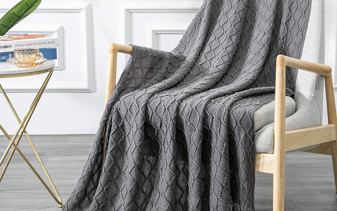 Textured Throw Blanket Deal – only $8.05