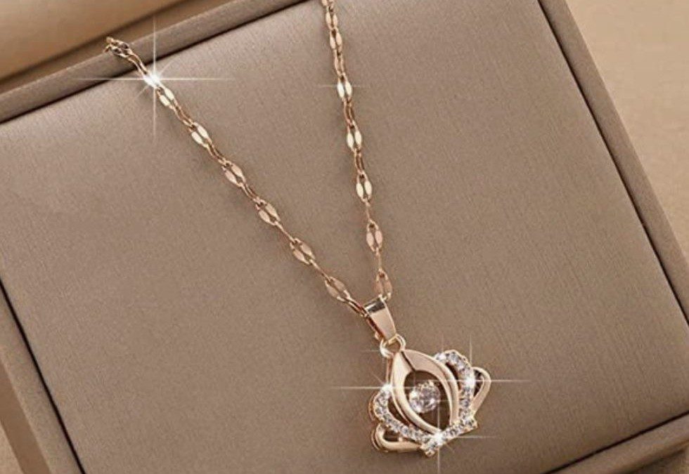 90% off Deal – Rose Gold Crown Necklace for just $3.99 shipped!!