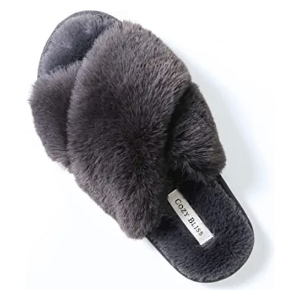 Luxury Faux Fur Slippers Deal – Just $9.90 shipped