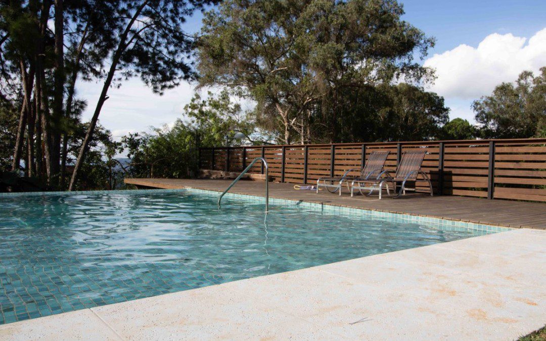 4 Pool Safety Features to Consider During Construction