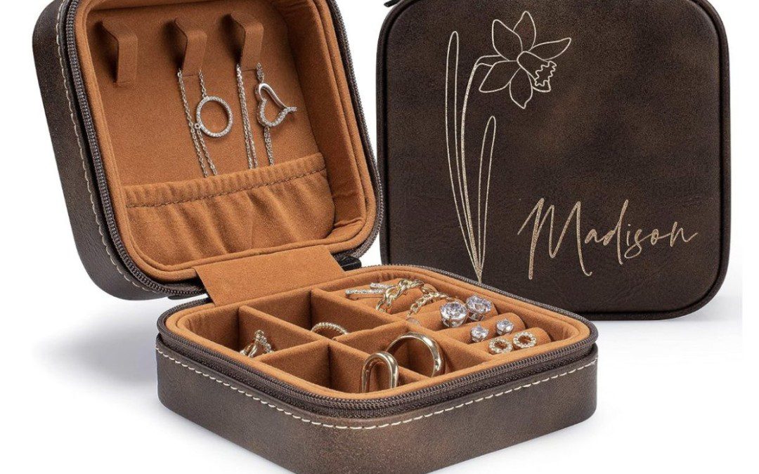 Custom Leather Jewelry Box – Just $16.96 shipped!